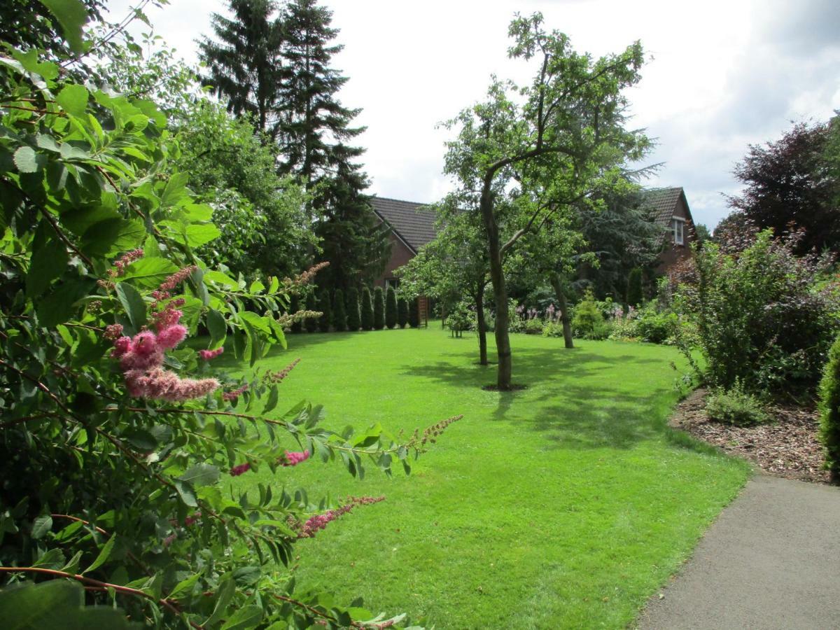 Fewo Trientje Uplengen Exterior photo